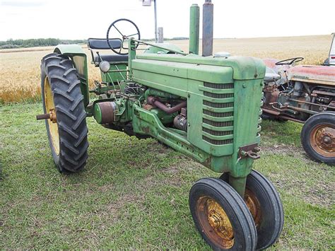 Proper compression on 1950 John Deere B